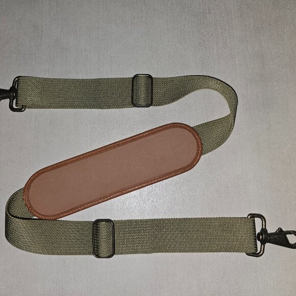 Hartmann Luggage Intensity Belting Leather & Nylon Replacement Shoulder Strap - Picture 2 of 3